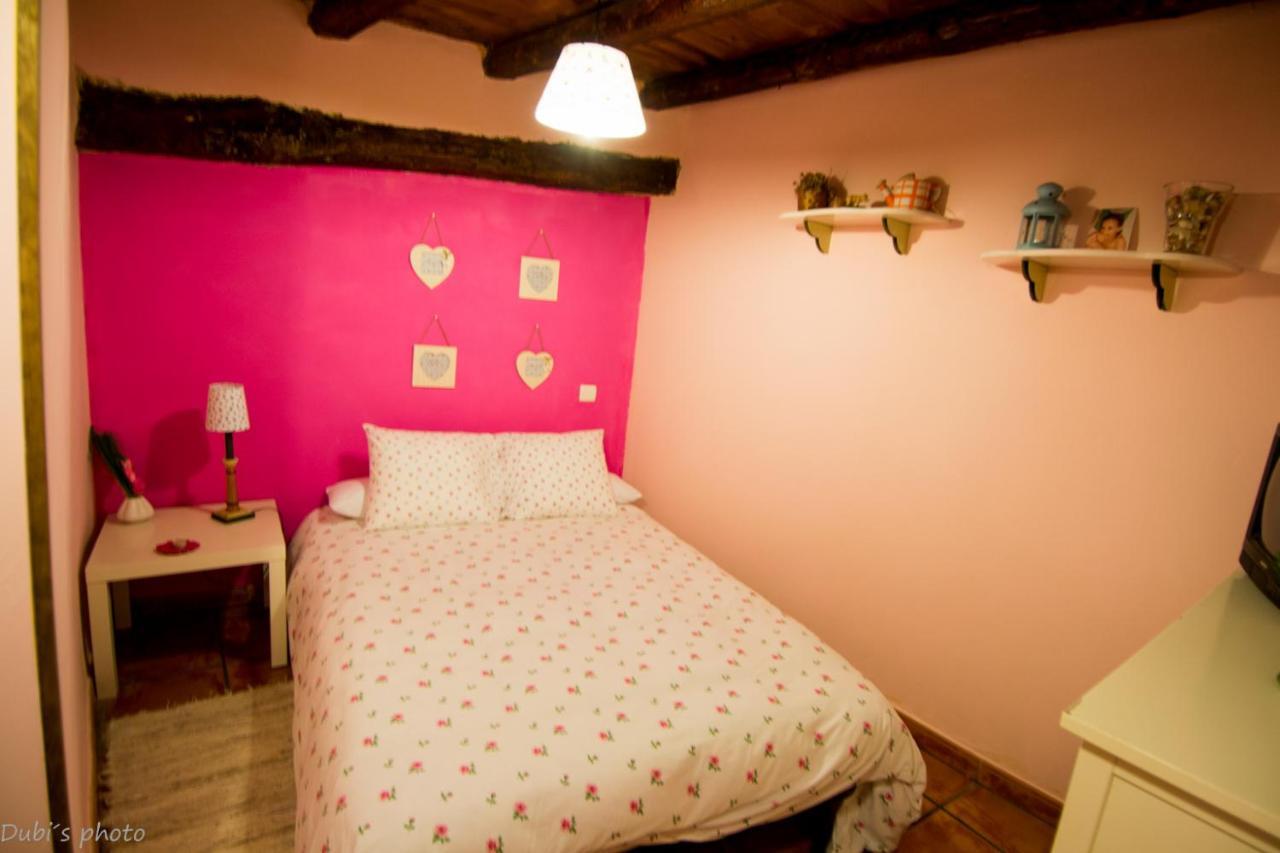 La Casita De Leire Guest House Tamajon Екстериор снимка