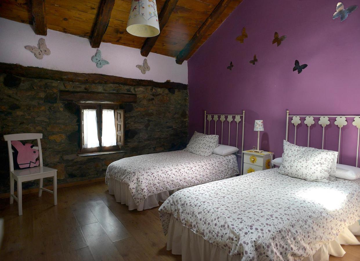 La Casita De Leire Guest House Tamajon Екстериор снимка
