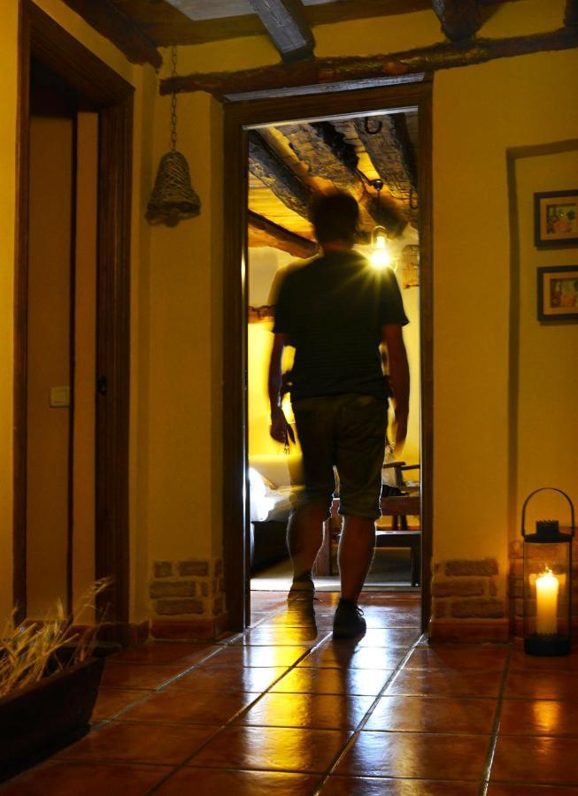 La Casita De Leire Guest House Tamajon Екстериор снимка