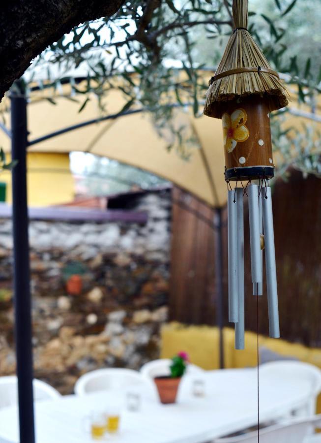 La Casita De Leire Guest House Tamajon Екстериор снимка