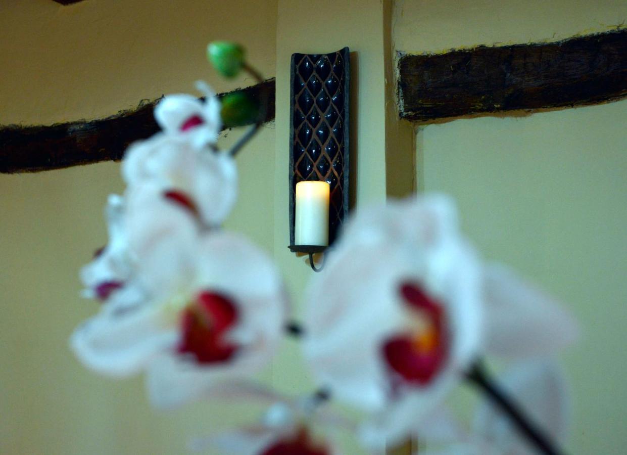 La Casita De Leire Guest House Tamajon Екстериор снимка